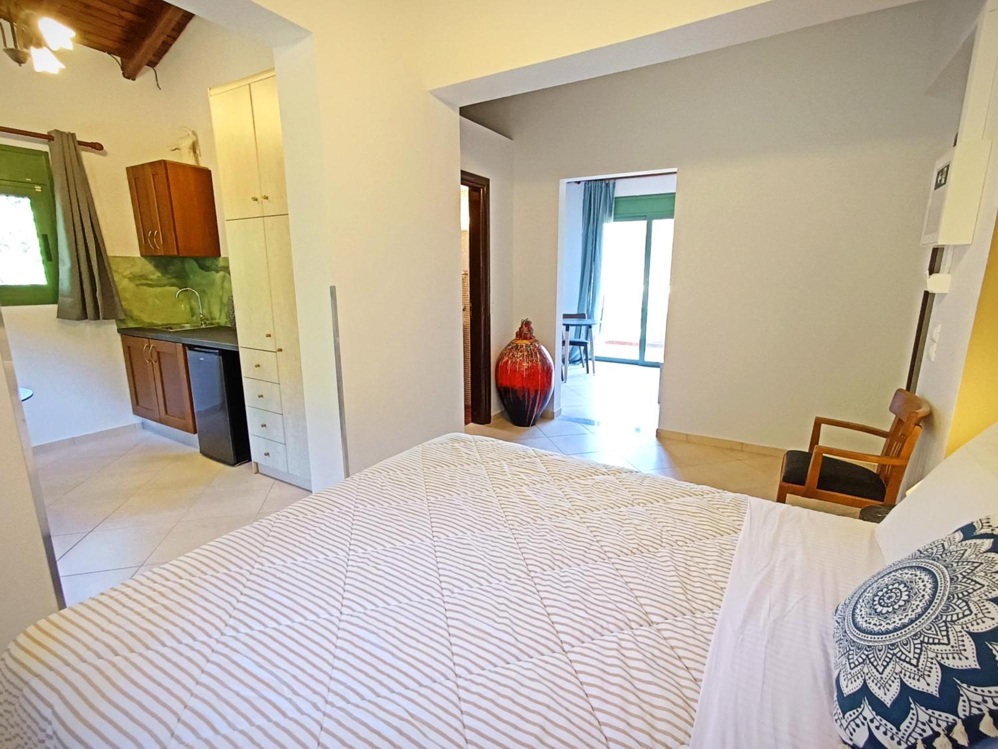 Okeanis Apartments & Suites Adults Only Kateleios Dış mekan fotoğraf